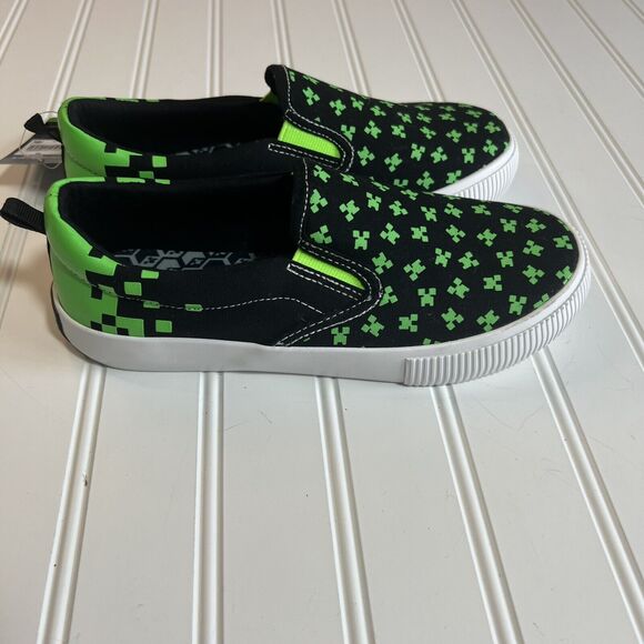 Minecraft  Big Boys Size 5 Canvas Slip-on Sneakers NWT - Picture 3 of 7